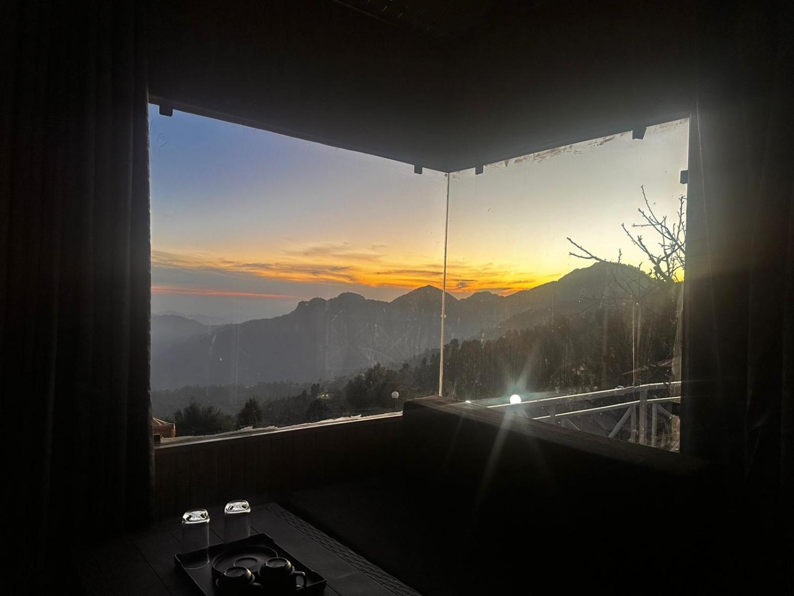 Instaview Kanatal New Tehri Luaran gambar
